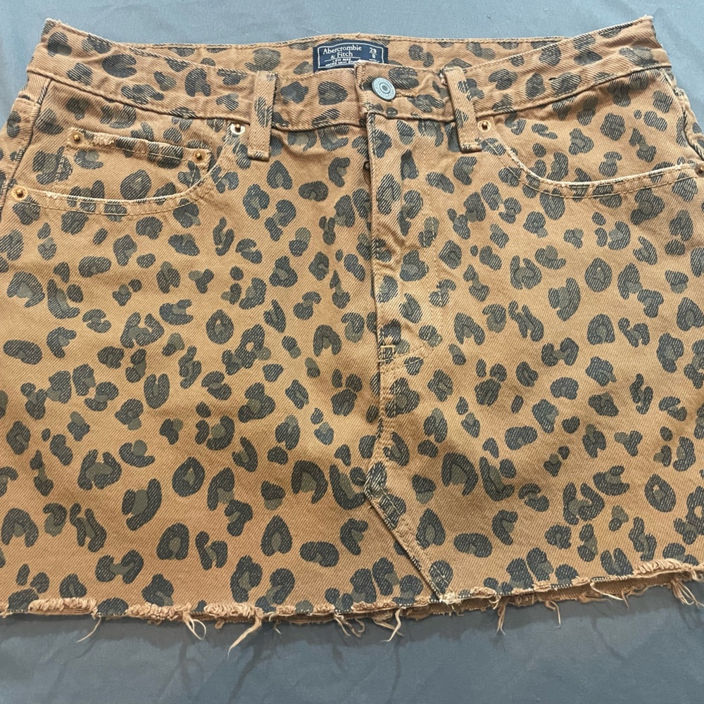 Abercrombie & Fitch Leopard 29/8 micro‎ midi skirt